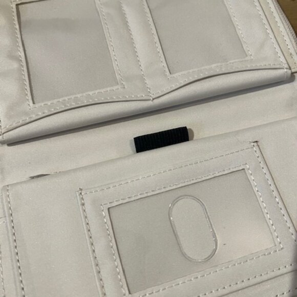 Safe Keeper Butterfly Decorated Wallet - Picture 3 of 9